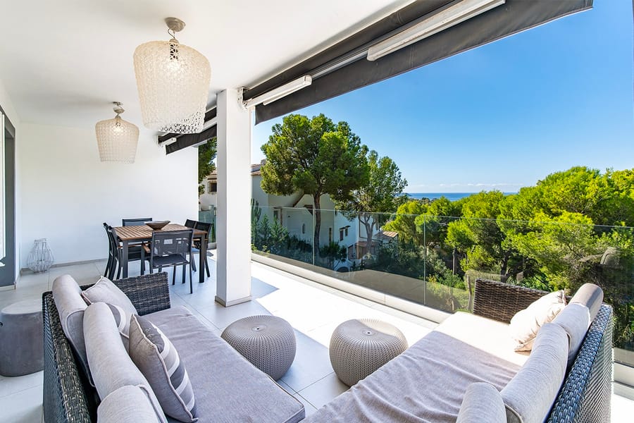 Bild - Paguera: Villa in ruhiger Lage mit schönem Meerblick und großem Grundstück zu verkaufen