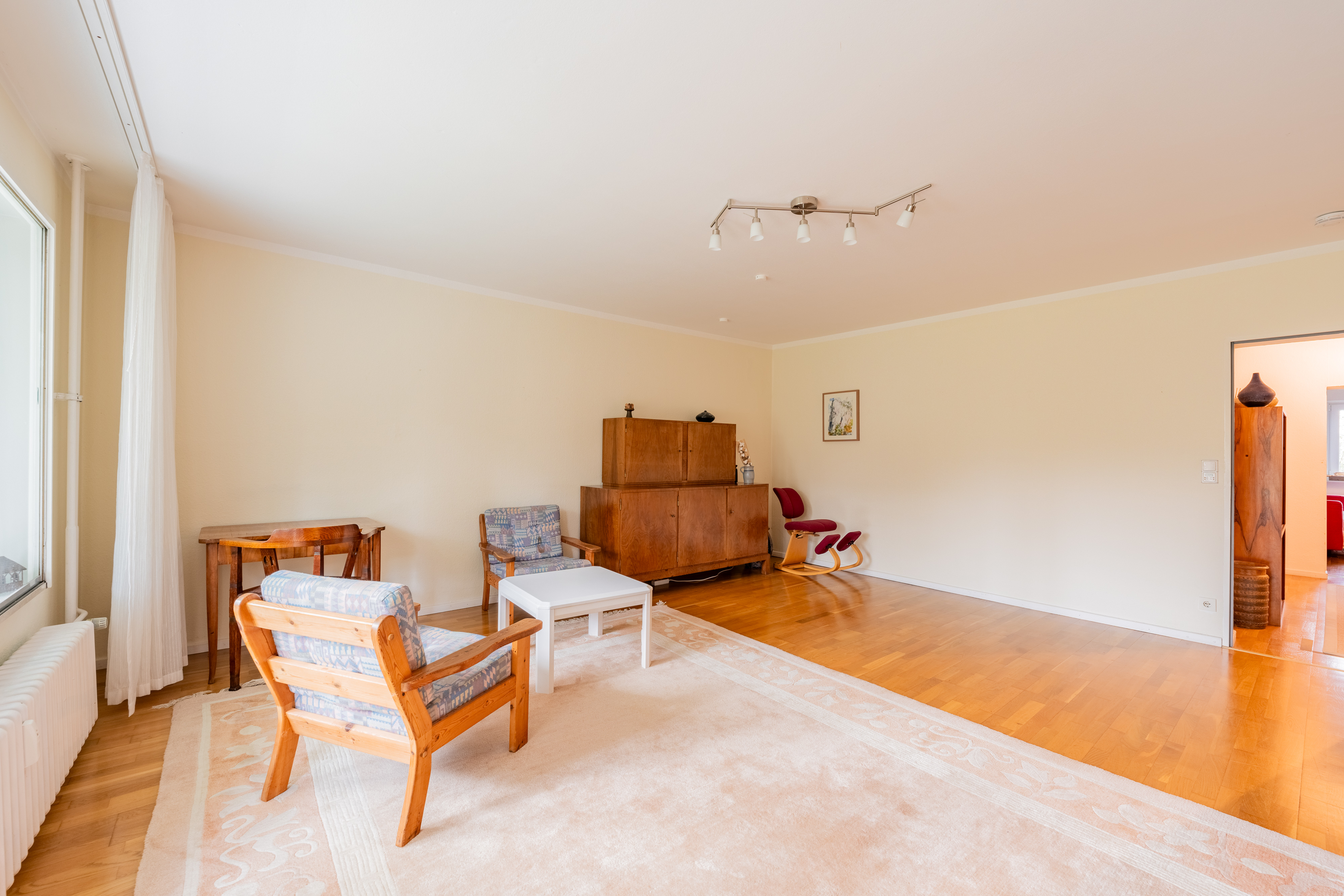 Hirzerweg_4a-4 - Super geschnittene 3-Zimmer Wohnung in sehr gepflegter Wohnanlage – inkl. TG-Stellplatz!