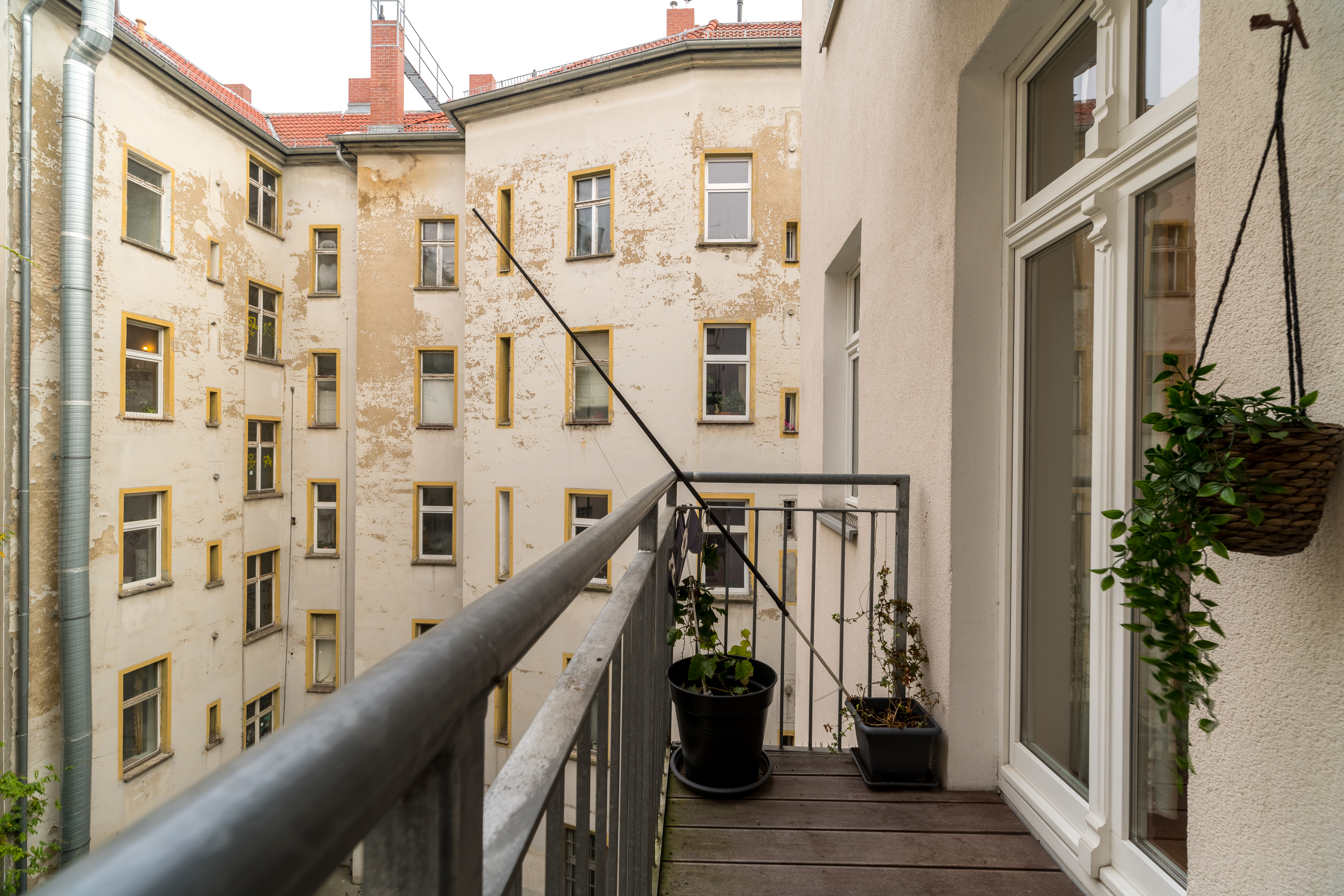 Rigaer_33-14 - Gemütliche Altbauwohnung in sehr gutem Zustand!