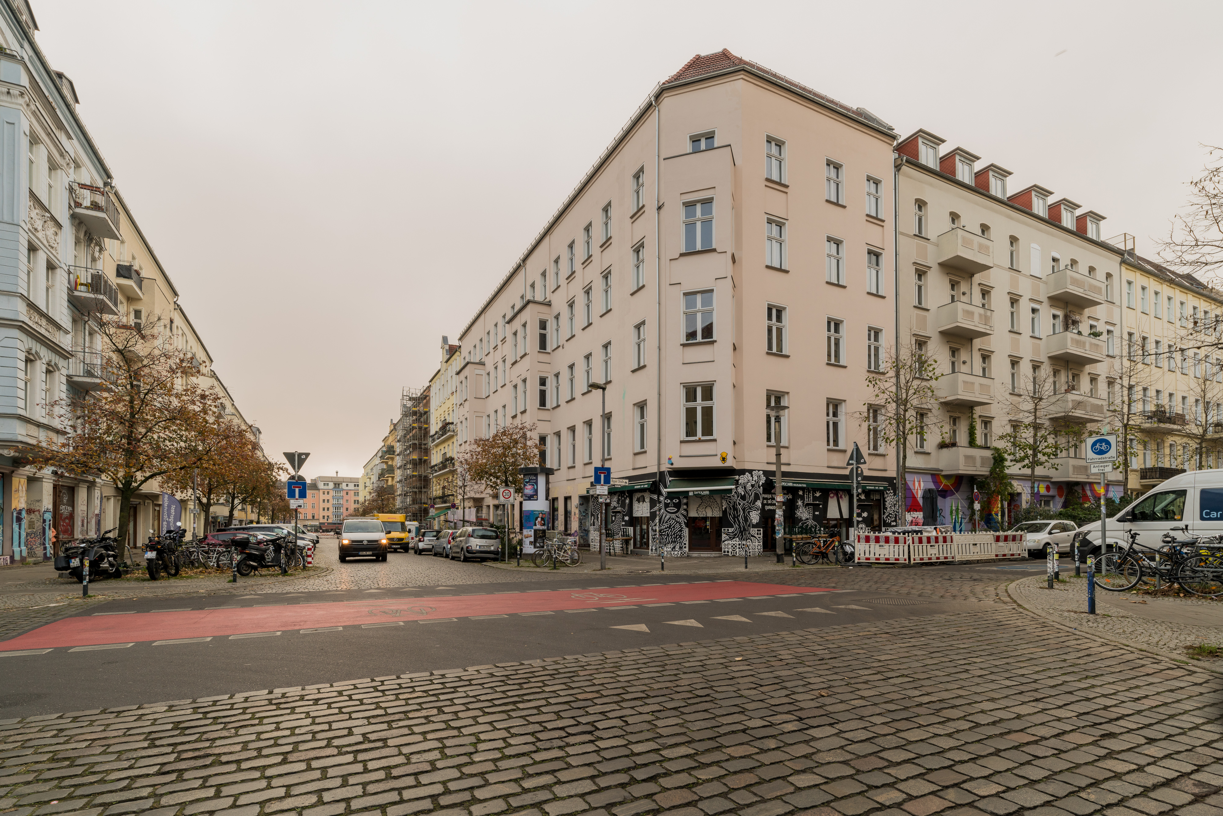 Rigaer_33-30 - Gemütliche Altbauwohnung in sehr gutem Zustand!