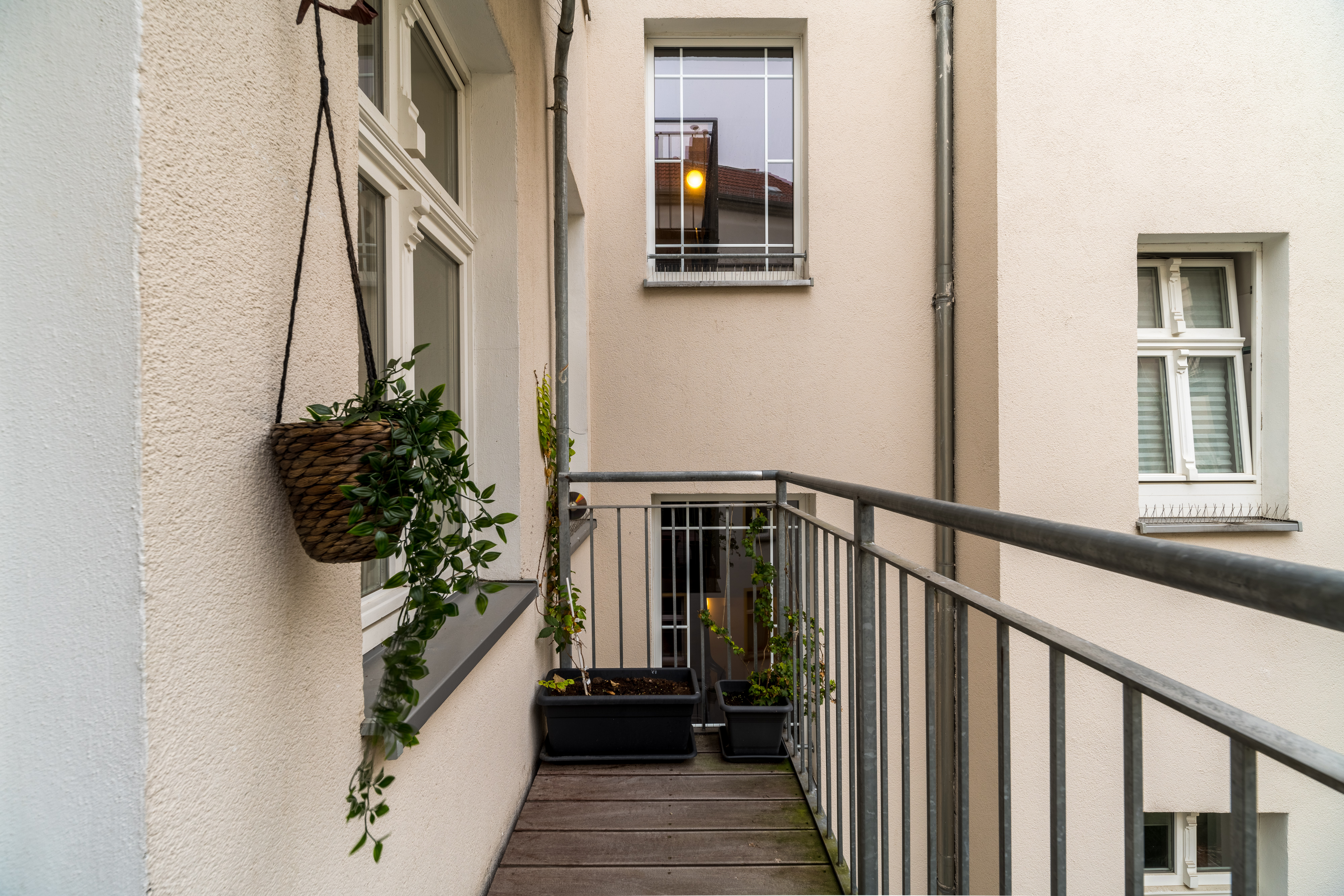 Rigaer_33-13 - Gemütliche Altbauwohnung in sehr gutem Zustand!