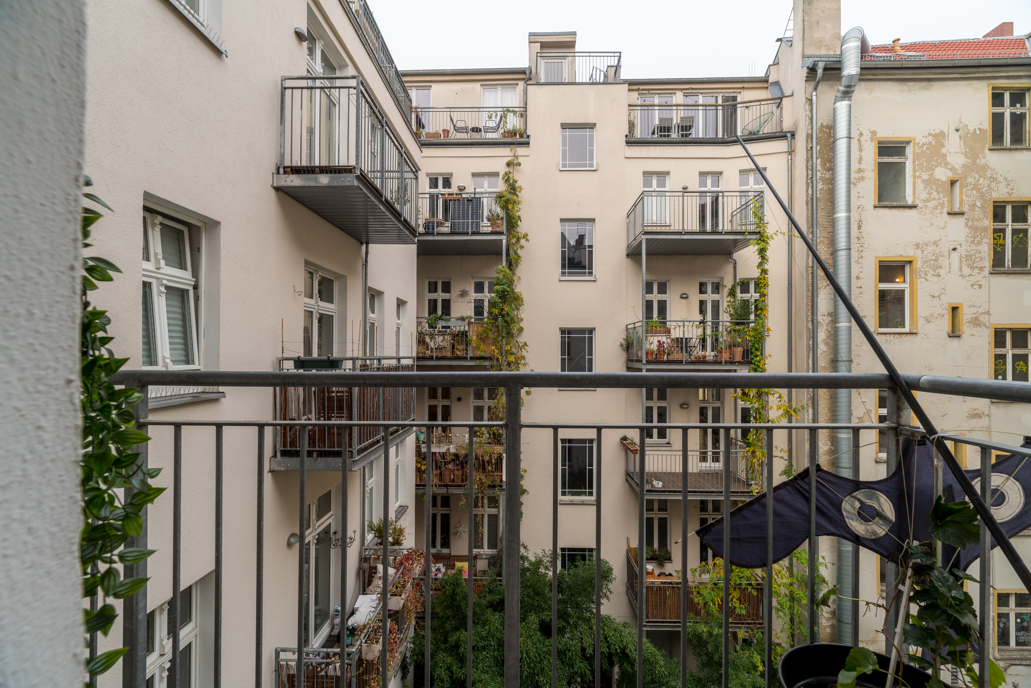 Rigaer_33-12 - Gemütliche Altbauwohnung in sehr gutem Zustand!