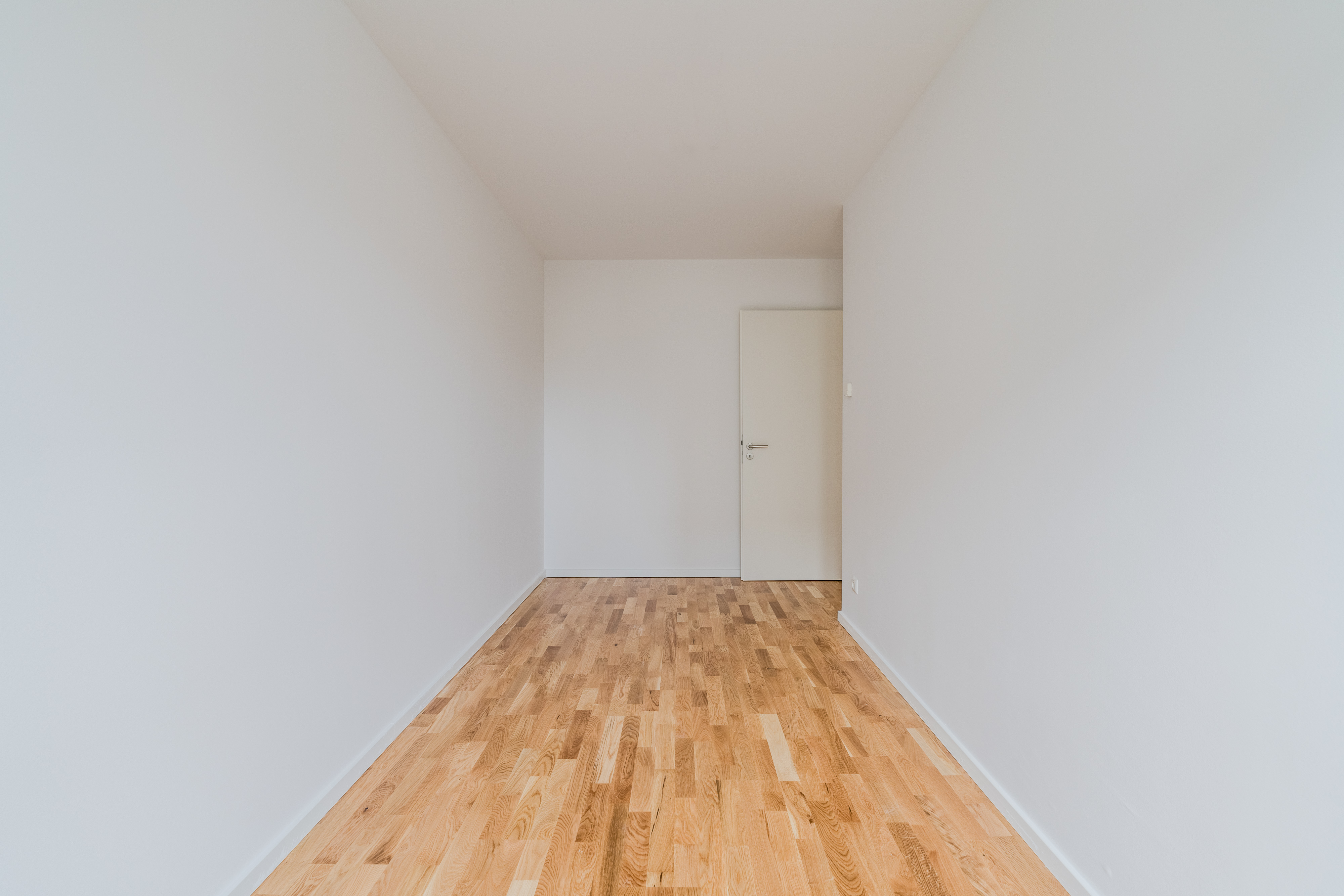 Hannemannstra├ƒe 37A-16 - Modernisiertes Reihenmittelhaus mit neuer Terrasse und Parkett – Wohnen in Britz!