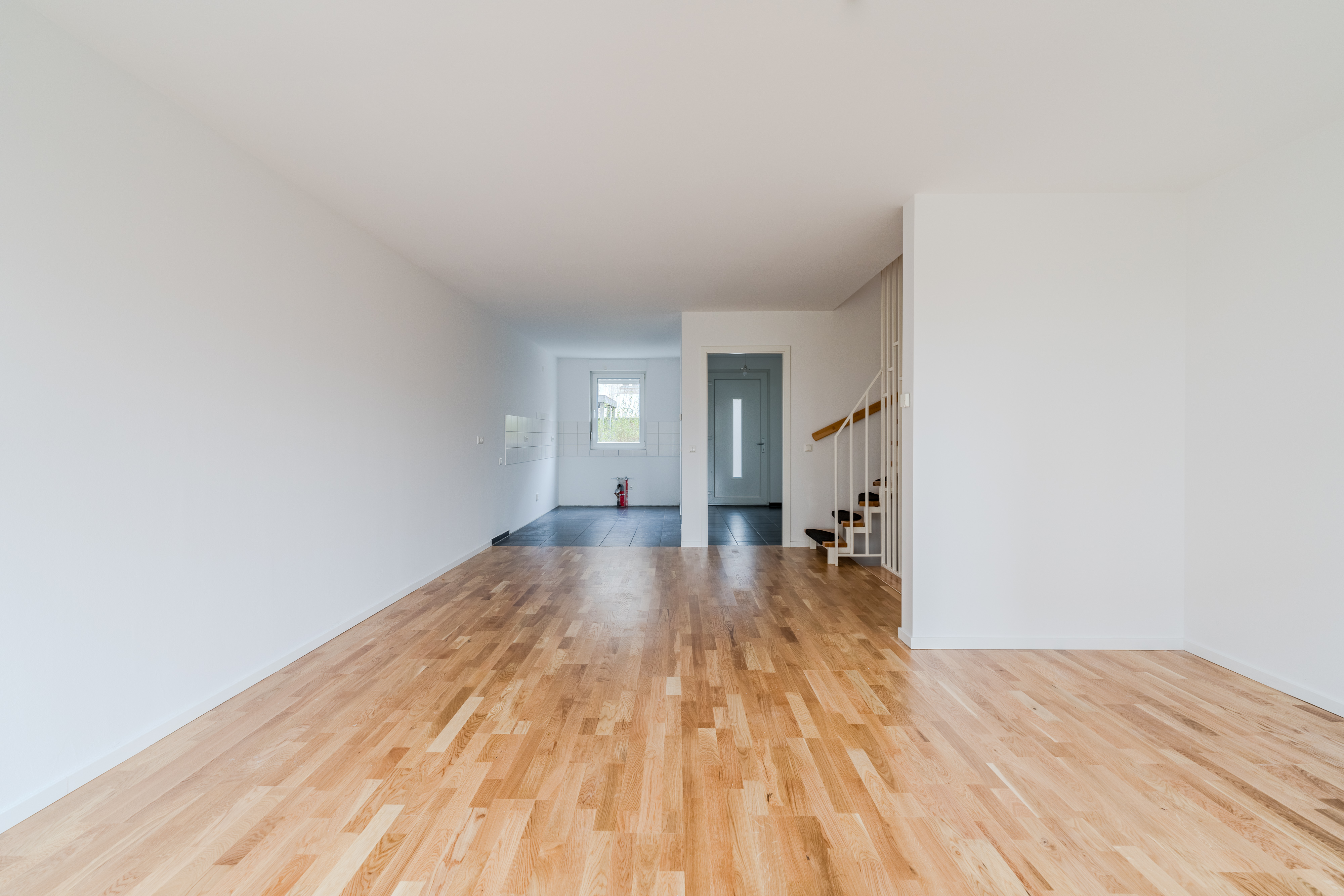 Hannemannstra├ƒe 37A-6 - Modernisiertes Reihenmittelhaus mit neuer Terrasse und Parkett – Wohnen in Britz!