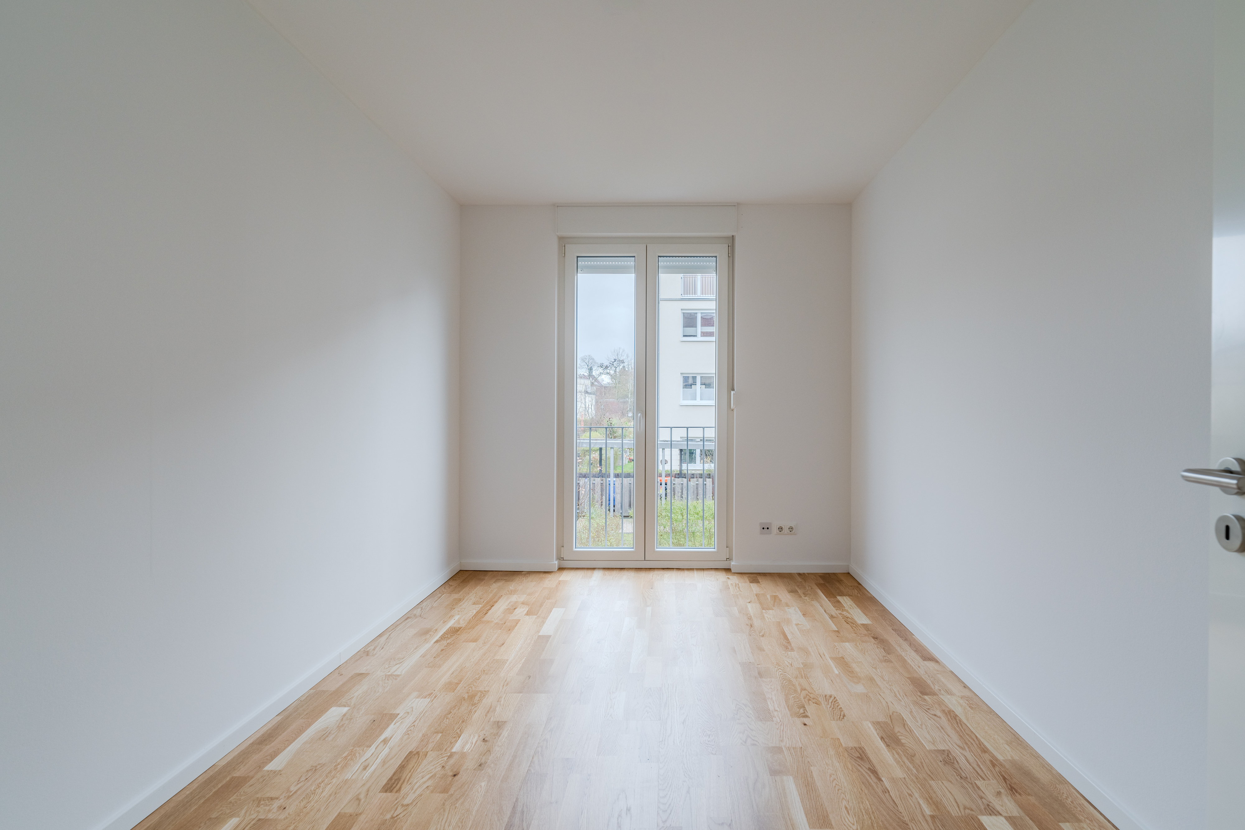 Hannemannstra├ƒe 37A-17 - Modernisiertes Reihenmittelhaus mit neuer Terrasse und Parkett – Wohnen in Britz!