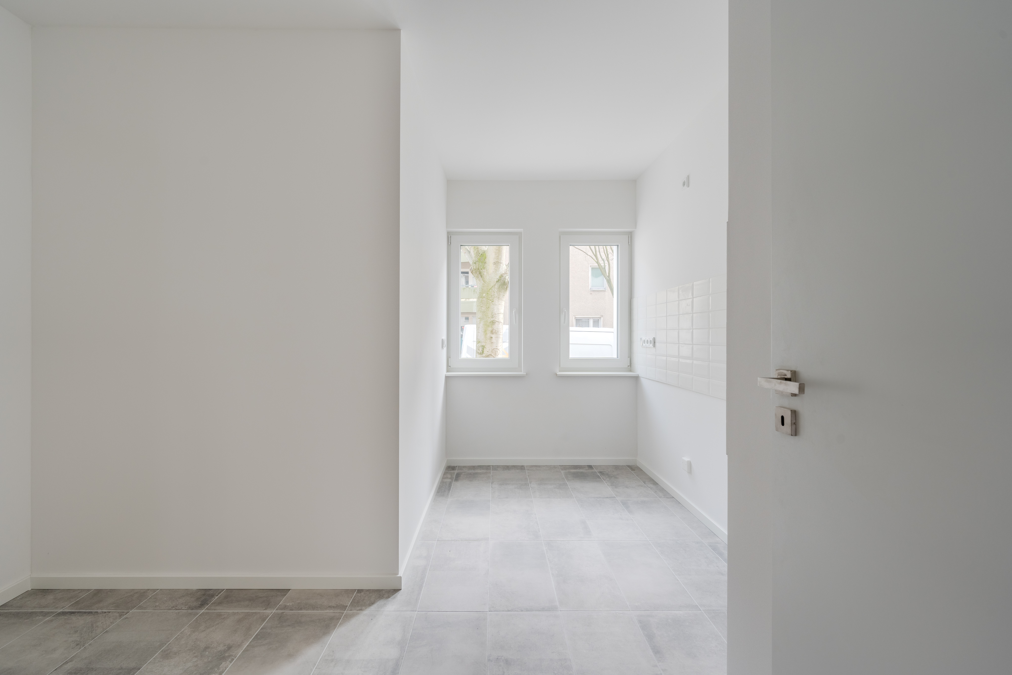 Küche - Frisch modernisiert, perfekt gelegen, provisionsfrei – Echtes 3-Zimmer-Highlight !!!