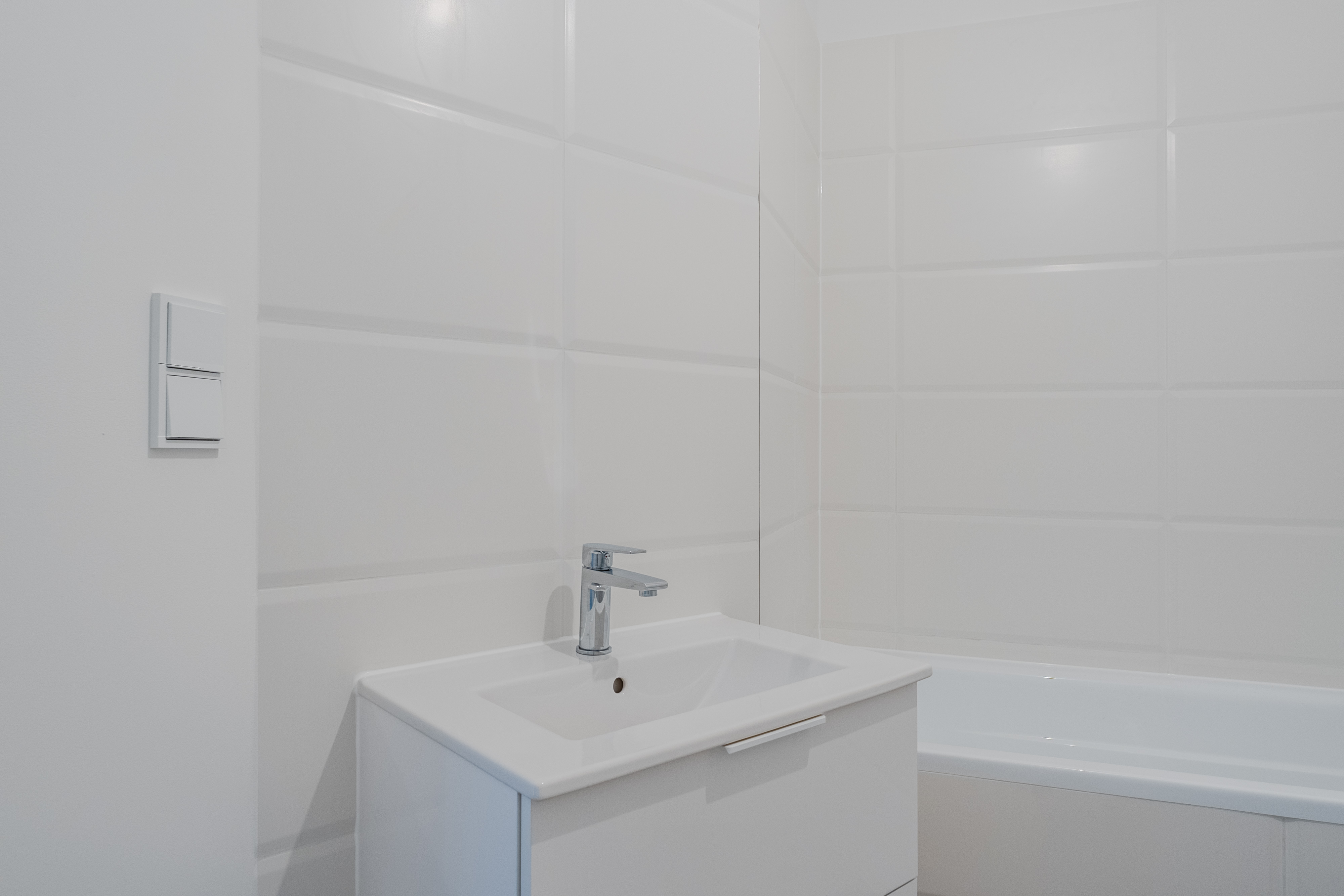 Badezimmer - Frisch modernisiert, perfekt gelegen, provisionsfrei – Echtes 3-Zimmer-Highlight !!!