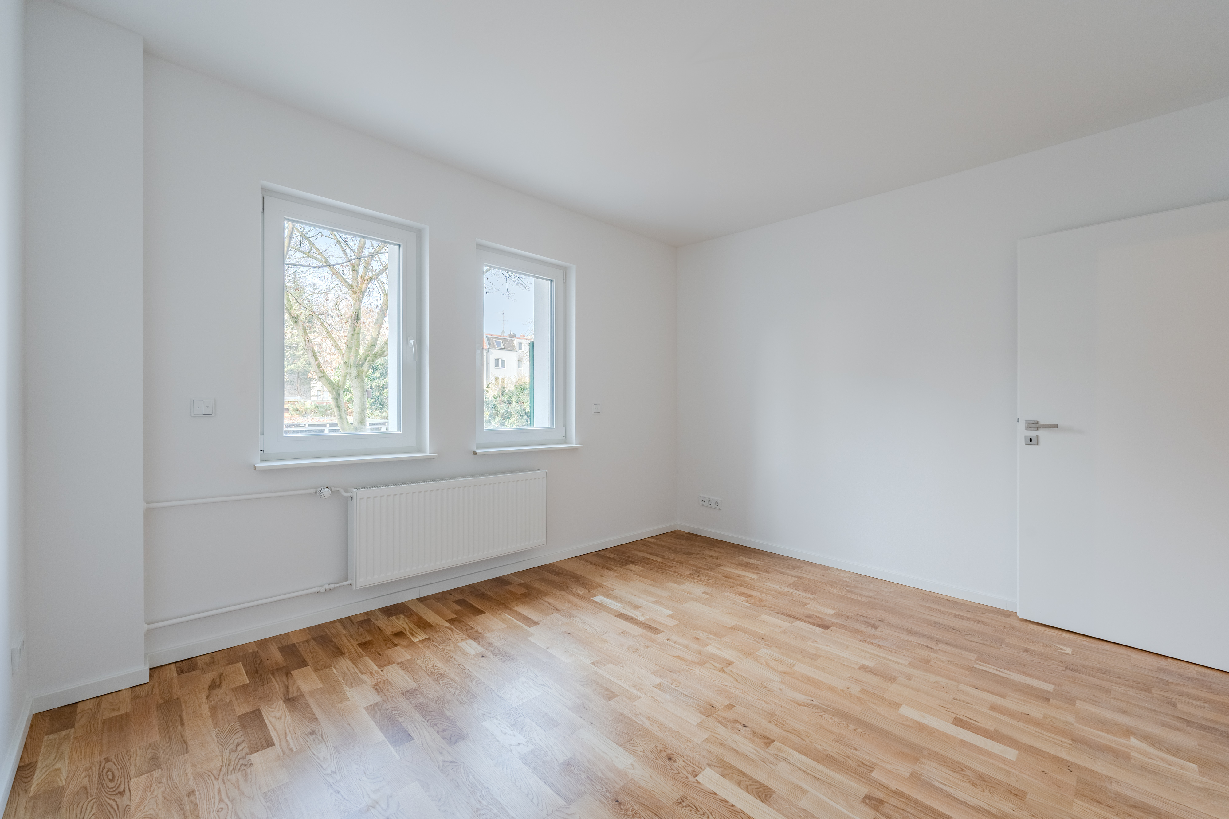 Schlafzimmer 1 - Frisch modernisiert, perfekt gelegen, provisionsfrei – Echtes 3-Zimmer-Highlight !!!