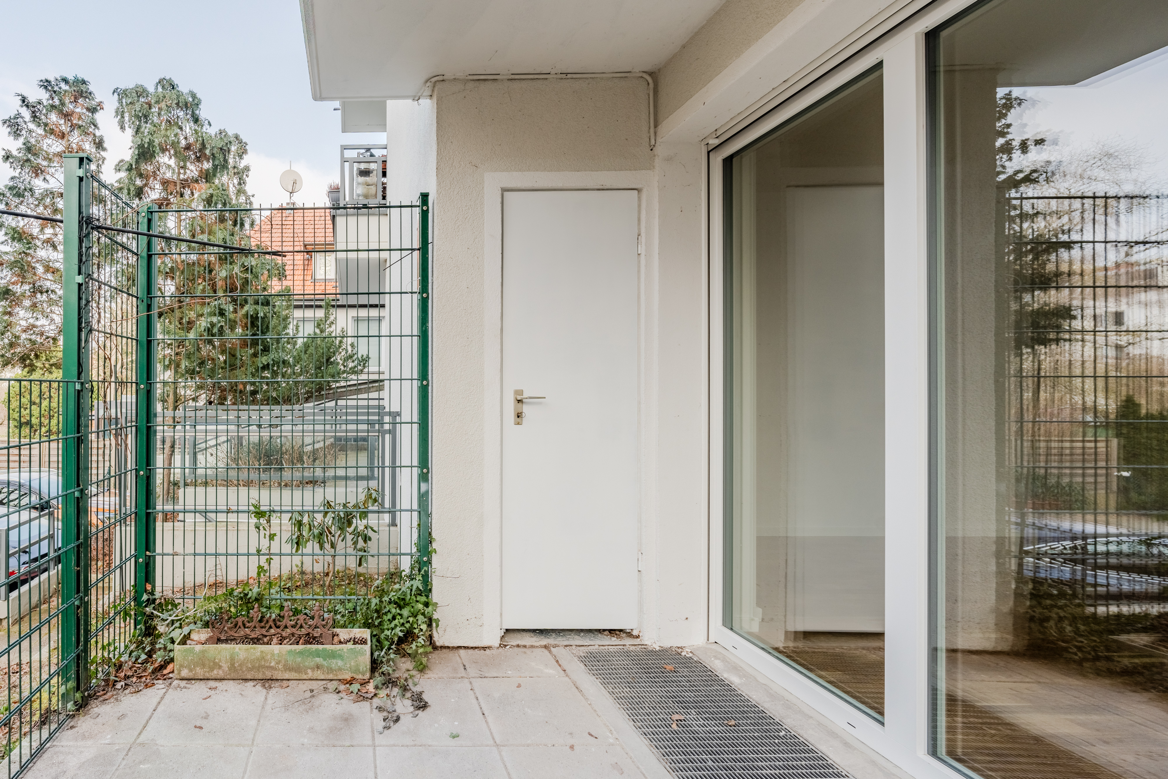 Terrasse - Frisch modernisiert, perfekt gelegen, provisionsfrei – Echtes 3-Zimmer-Highlight !!!