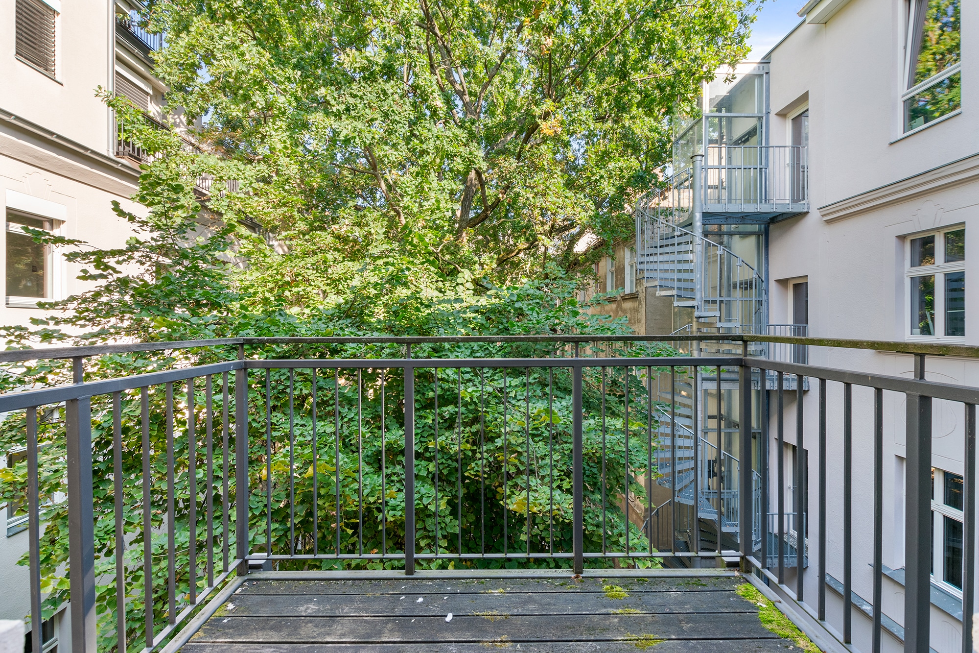 Balkon - CHARMANTES 1-ZIMMER-APARTMENT NAHE BOXHAGENER PLATZ SOFORT BEZUGSFREI