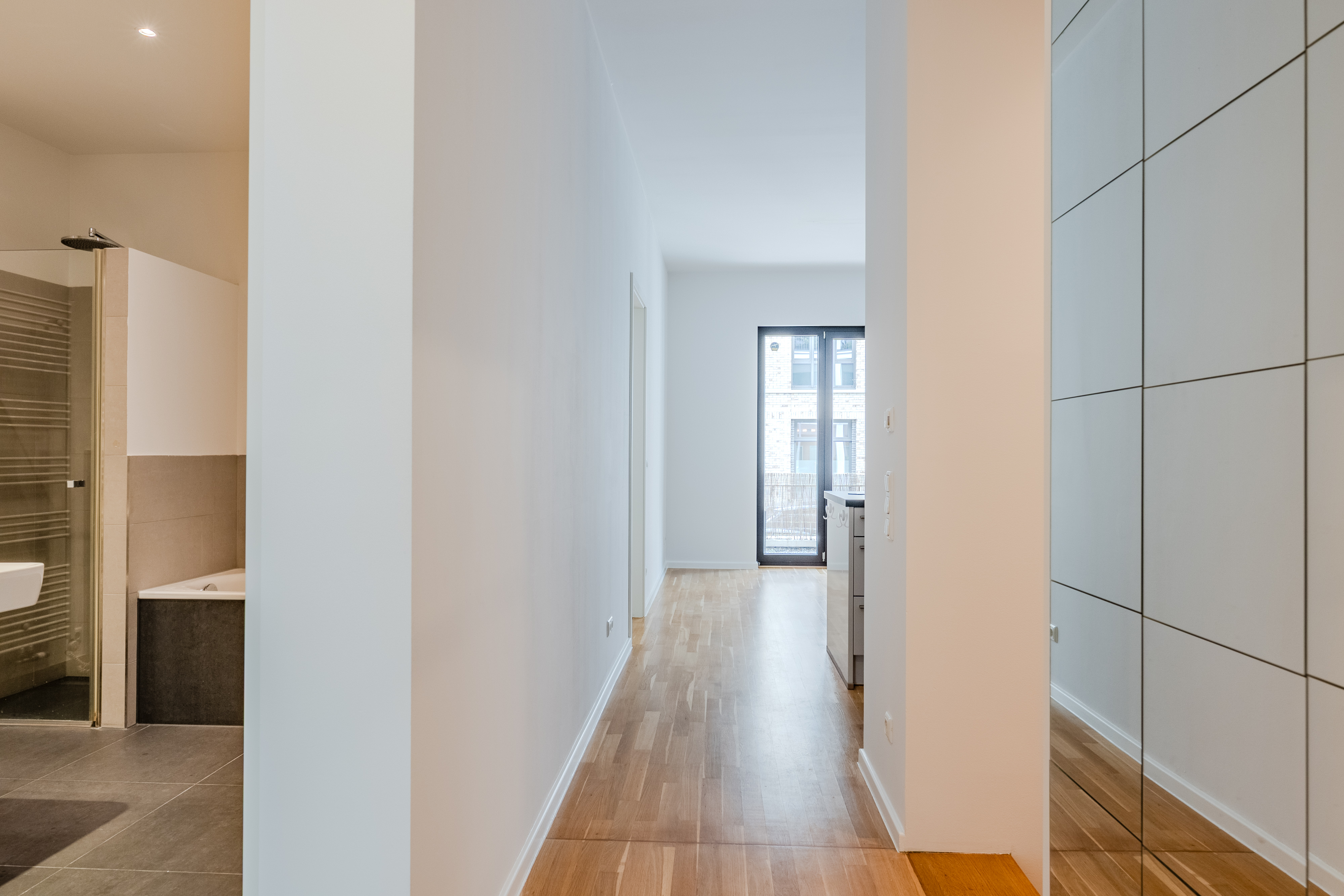 Neubau-Apartment mit Balkon und Einbauschrank - Super schöne und familiengeeignete Wohnung mit Garten im Boxhagener Kiez in Friedrichshain