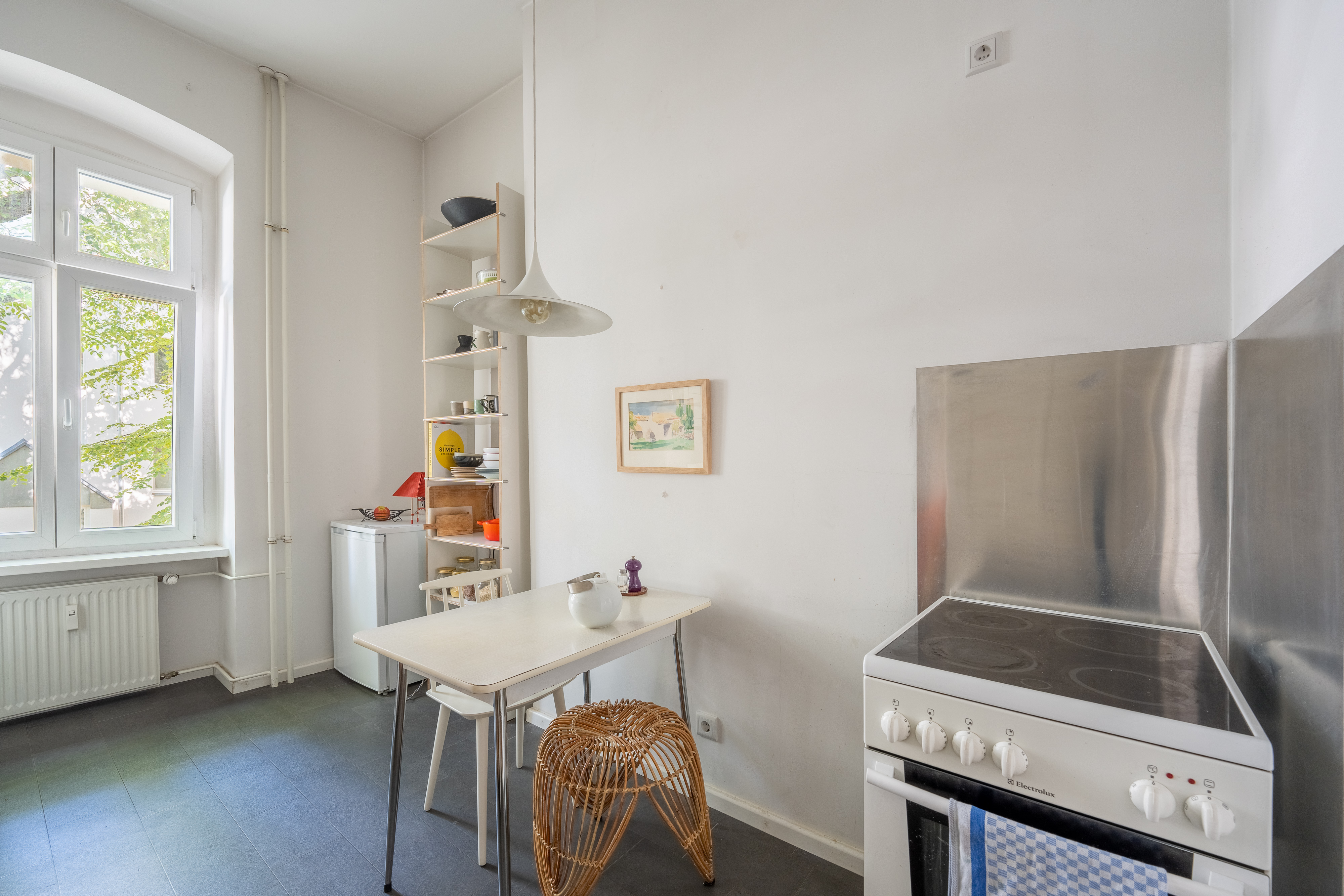 Küche - Perfekt geschnittenes Studio im modernisierten Altbau im Szenekiez KREUZKÖLLN