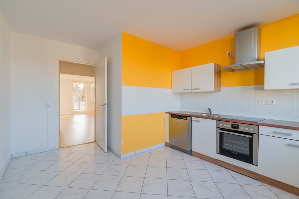 Moderne Einbauküche in Mietwohnung - Etagenwohnung in Berlin , Müggelheim (Köpenick)