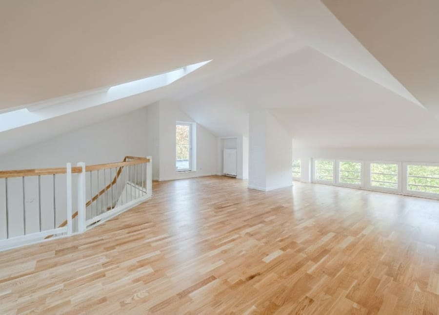 5. OG - Erstbezug nach Renovierung – Dachgeschoss mit Panoramablick