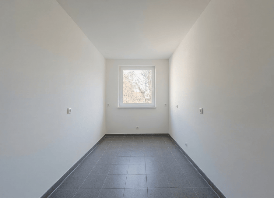 Küche - Hochwertig saniert: Helle 3-Zimmer-Wohnung mit Balkon und EBK