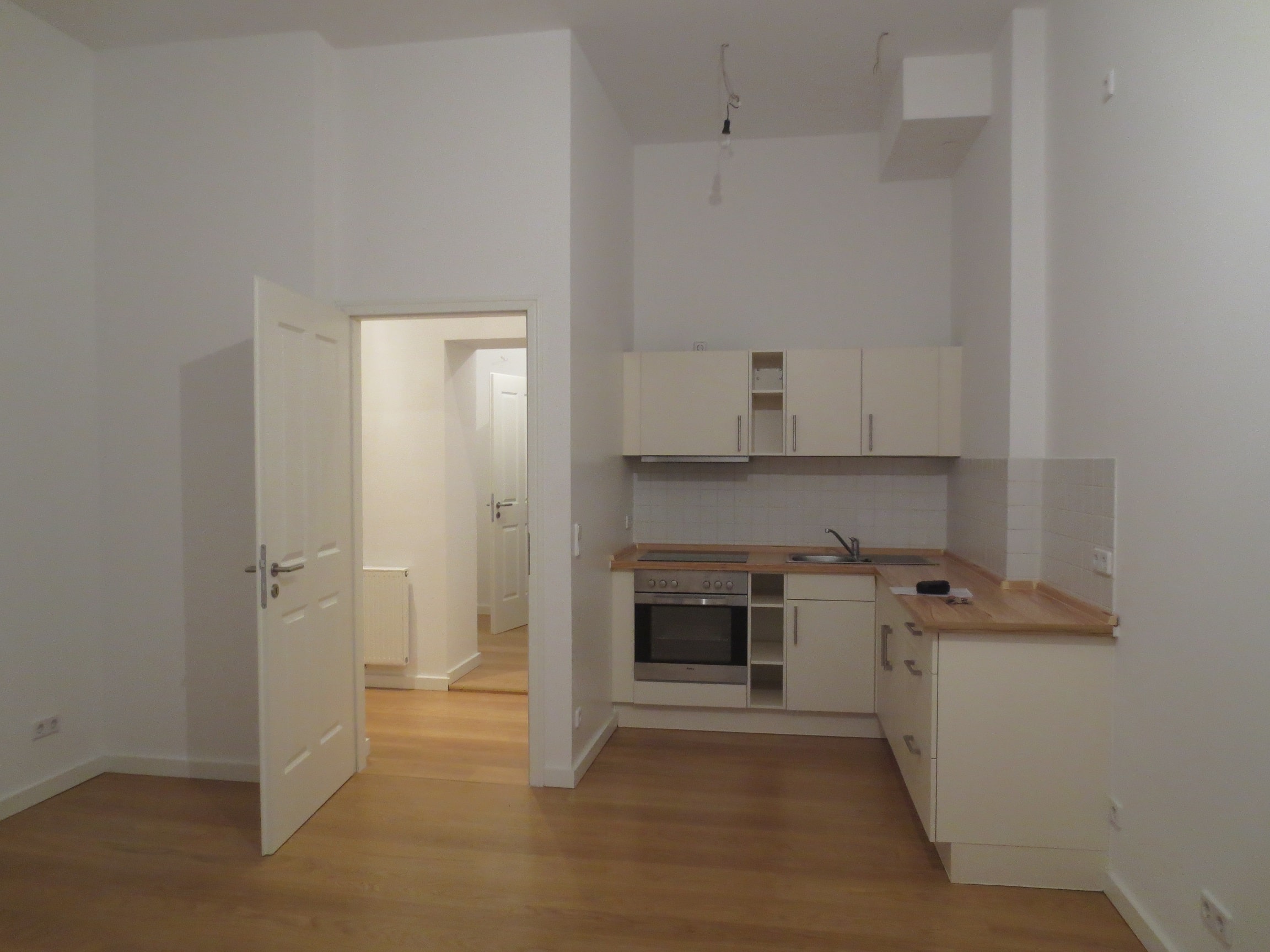 007 - Schöne Altbauperle nahe Boxhagener Platz