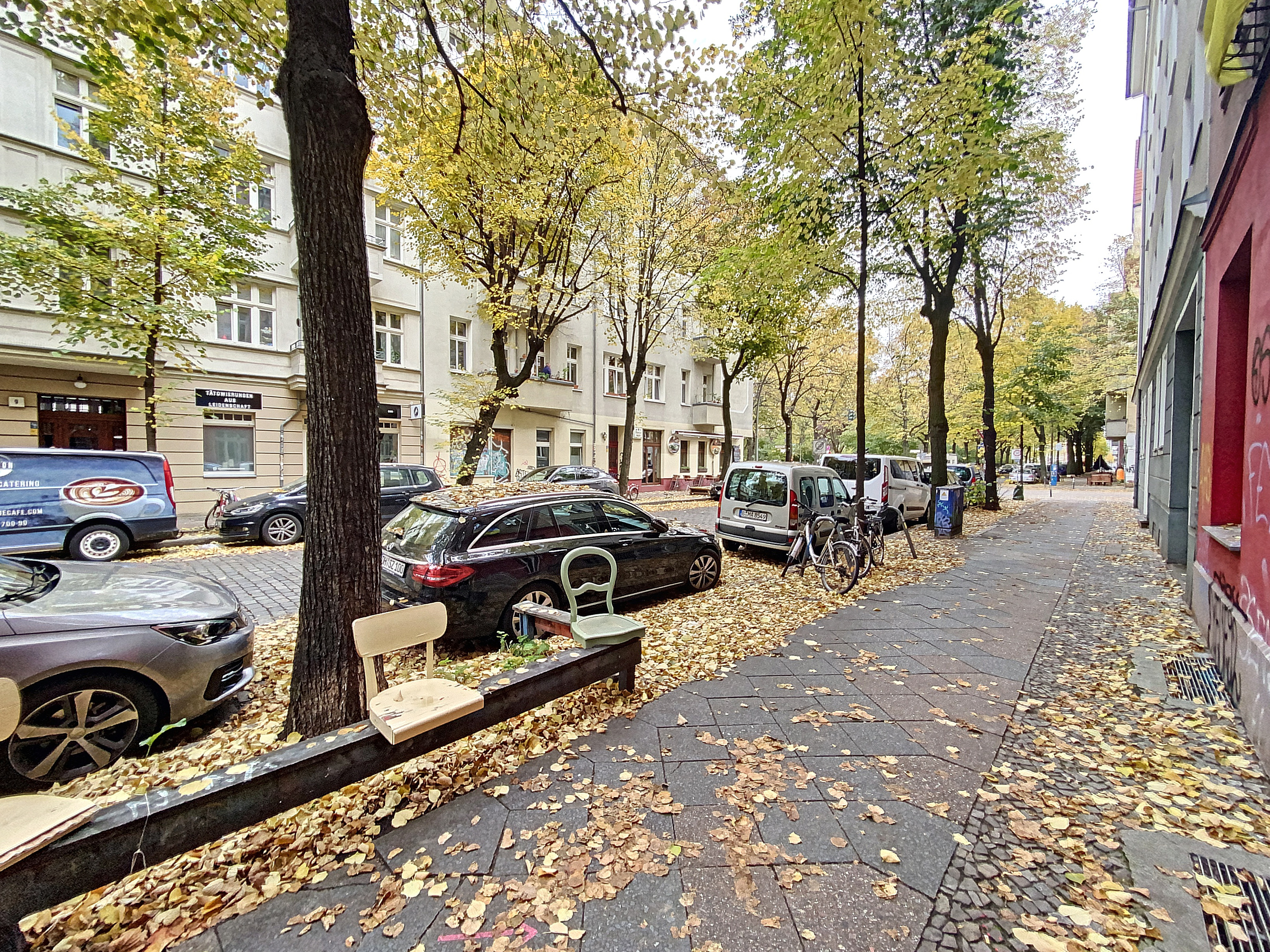 ओडरस्ट्रासे - *सितंबर 2024 से उपलब्ध* फ्रेडरिकशाइन में टेरेस सहित सिंगल अपार्टमेंट