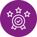 Symbol einer Medaille mit Häkchen im Zentrum und drei Sternen auf violettem Hintergrund