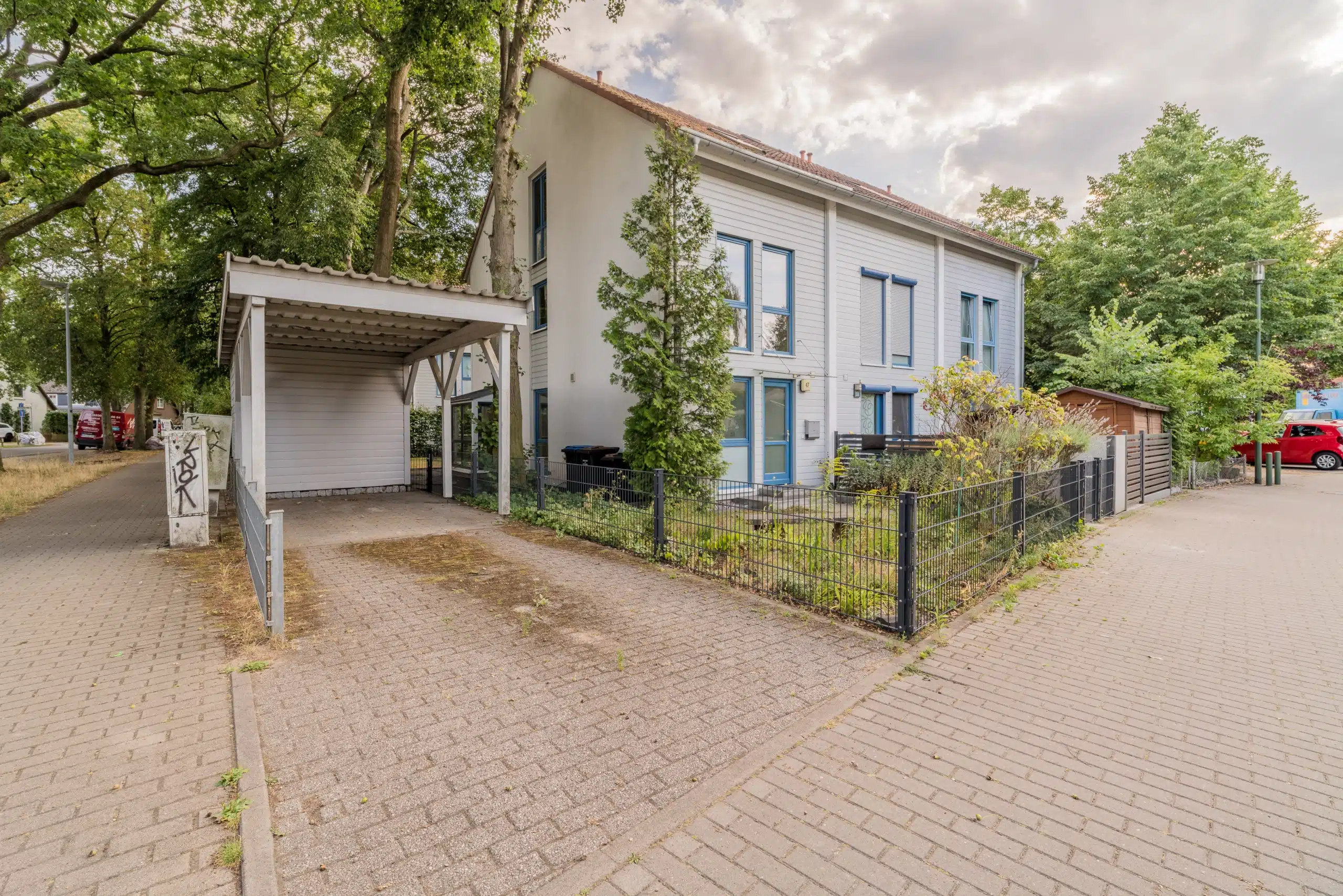Familientraum! Bezugsfreies Reihenendhaus in Falkensee
