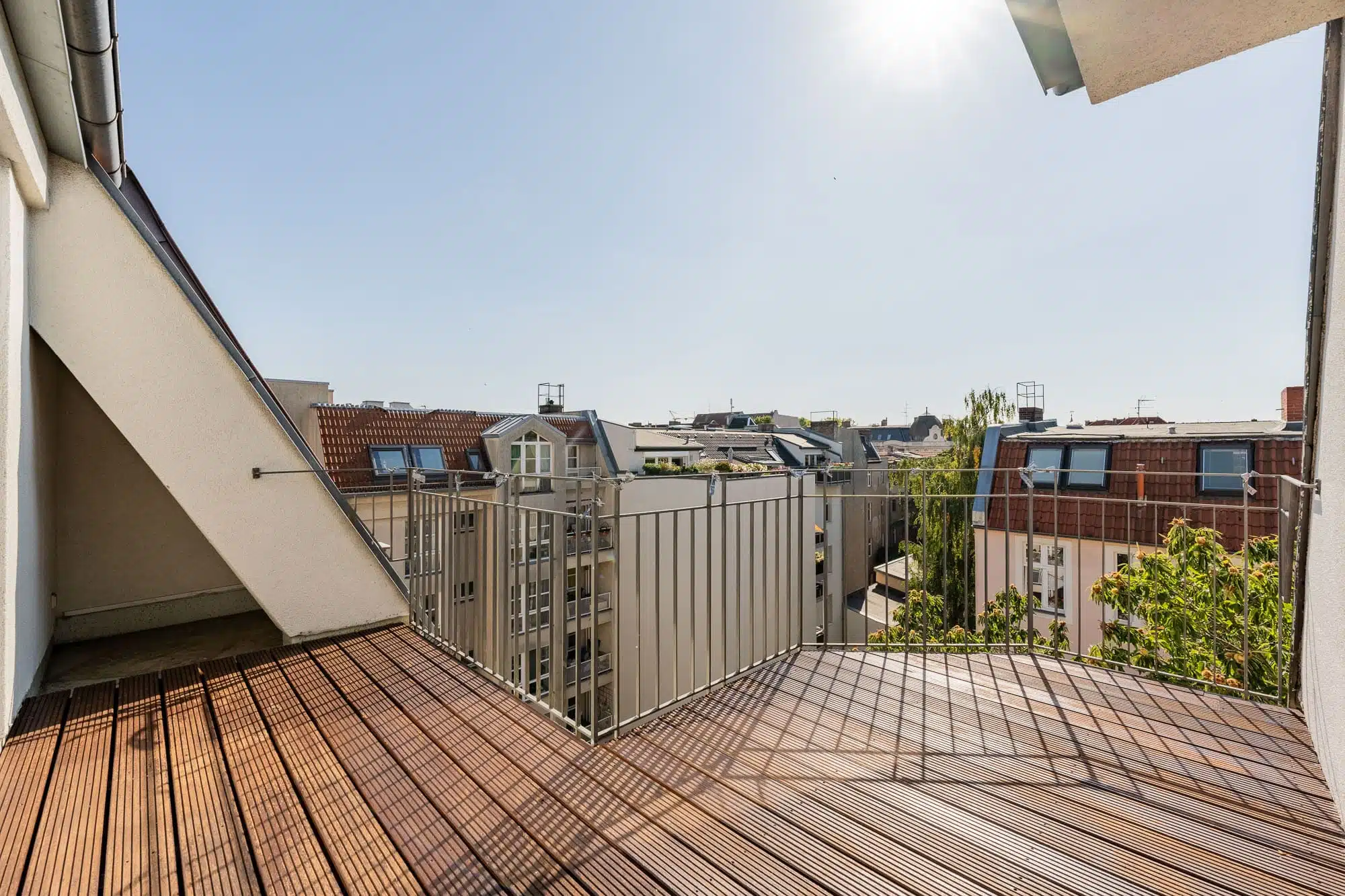 Großzügige Dachgeschosswohnung in Steglitz mit Panoramablick